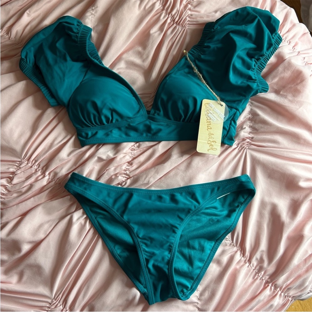 Bikini bundle - Picture 3 of 5